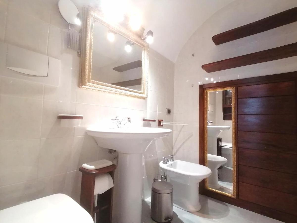 Assisi Garden Suite ภายนอก รูปภาพ